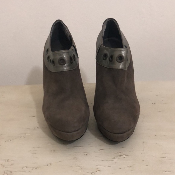 Stuart Weitzman Suede High Heel Ankle Boots Size 6 - Picture 4 of 7